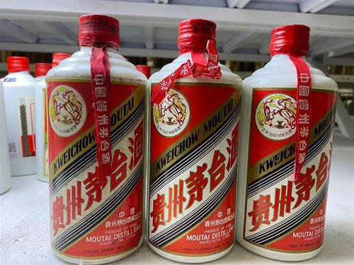 茅台又跌5%，这下白酒熊了
