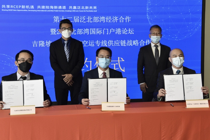 吉隆坡-南宁开通榴莲空运专线 吉隆坡-南宁开通榴莲空运专线