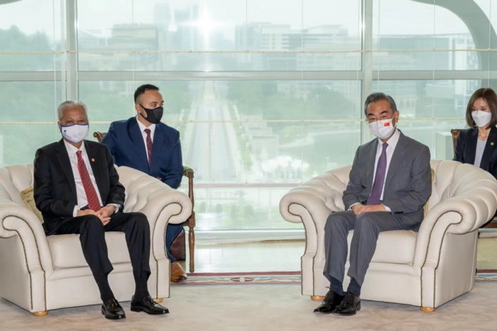 8561221.jpg 8561221.jpg