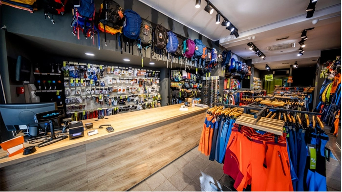 李宁业绩复苏明显,分析师称受惠于“2022体育大年” 李宁业绩复苏明显,分析师称受惠于“2022体育大年”