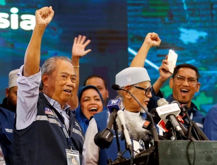 首先“悬浮”会议  马来西亚货币和股市下跌 首先“悬浮”会议  马来西亚货币和股市下跌