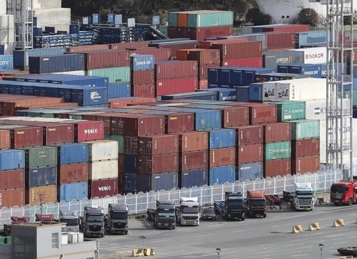 韩国人均实际工资仍在继续急速下降,服务业萎缩 韩国人均实际工资仍在继续急速下降,服务业萎缩