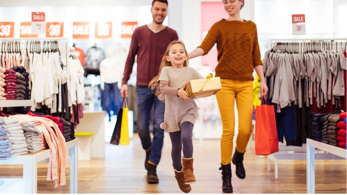 佐丹奴销售额增长18%,分析师称零售相关股份显著向好 佐丹奴销售额增长18%,分析师称零售相关股份显著向好