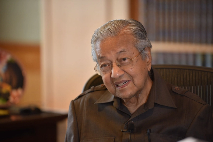 马哈蒂尔:年龄从来不是阻挡我攀登的理由 马哈蒂尔:年龄从来不是阻挡我攀登的理由