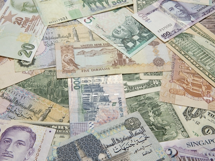 新加坡:外币定存利率上涨吸引更多储户 新加坡:外币定存利率上涨吸引更多储户