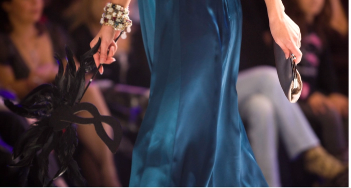 LVMH利润暴增211亿欧元,分析师称受到中国消费者青睐 LVMH利润暴增211亿欧元,分析师称受到中国消费者青睐