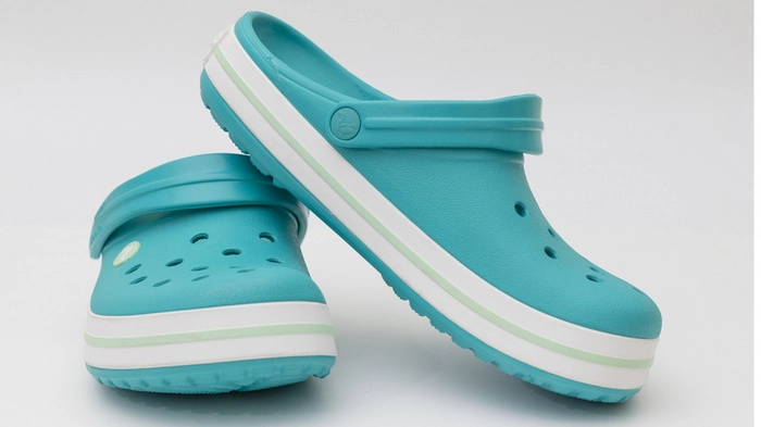 卡骆驰股价大幅上涨,分析师称洞洞鞋不受欢迎的论断错了 卡骆驰股价大幅上涨,分析师称洞洞鞋不受欢迎的论断错了