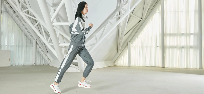 【机构股评】斐乐是安踏的关键驱动力 【机构股评】斐乐是安踏的关键驱动力