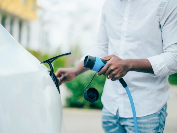 【RCEP财讯】马来西亚电动车跨境充电服务  扩大至新加坡 【RCEP财讯】马来西亚电动车跨境充电服务  扩大至新加坡