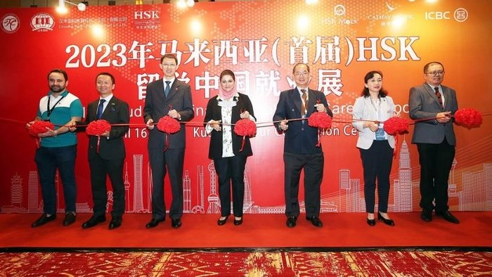 中国52所大学汇聚马来西亚 推广汉语教育和留学机会 中国52所大学汇聚马来西亚 推广汉语教育和留学机会