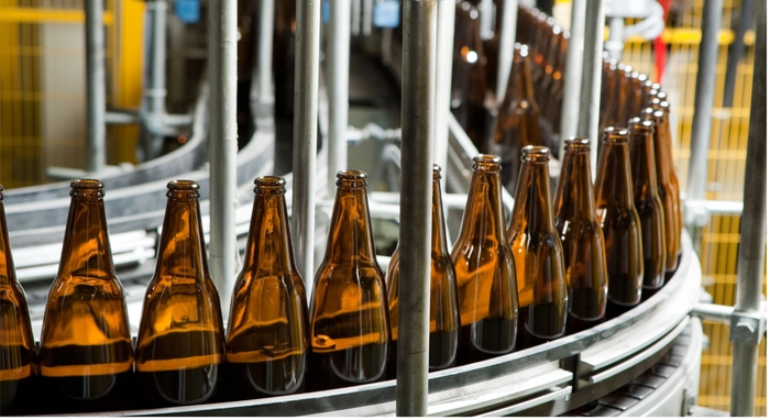 【港股分析】青岛啤酒销量利润创新高，分析师称受惠于改善产品结构