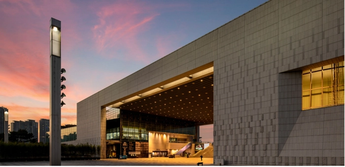 AMC院线一季度财报好于预期，分析师称空头论点的阴霾依然存在