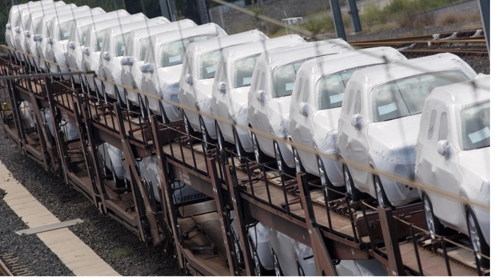 【港股分析】比亚迪在全球车企榜单升至第二,分析师称中国汽车出口已超日本 【港股分析】比亚迪在全球车企榜单升至第二,分析师称中国汽车出口已超日本