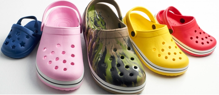 卡骆驰销售陷入疲软,分析师称Z世代对洞洞鞋并不感冒 卡骆驰销售陷入疲软,分析师称Z世代对洞洞鞋并不感冒