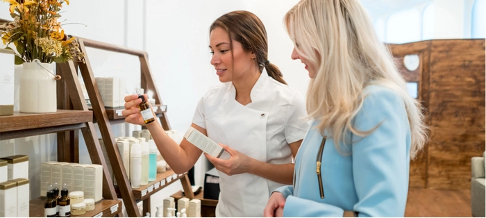 雅诗兰黛一季度遭遇大幅亏损，分析师称其还没有全力以赴