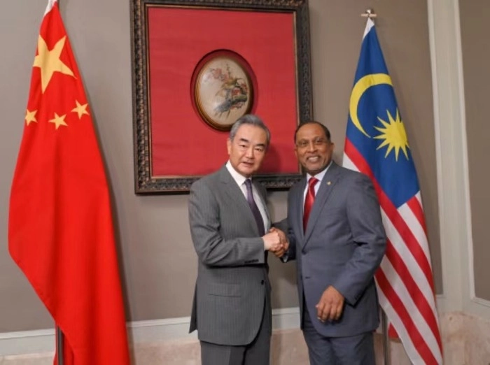 【RCEP资讯】王毅同马来西亚外长赞比里举行会谈