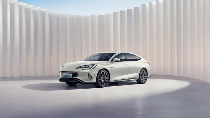 比亚迪海豹DM-i重磅上市 售价16.68万元起 还看合资中型车吗? 比亚迪海豹DM-i重磅上市 售价16.68万元起 还看合资中型车吗?