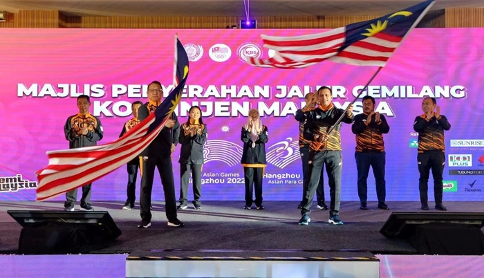 【RCEP资讯】欧阳玉靖大使出席马来西亚杭州亚运会和亚残运会代表团授旗仪式 【RCEP资讯】欧阳玉靖大使出席马来西亚杭州亚运会和亚残运会代表团授旗仪式