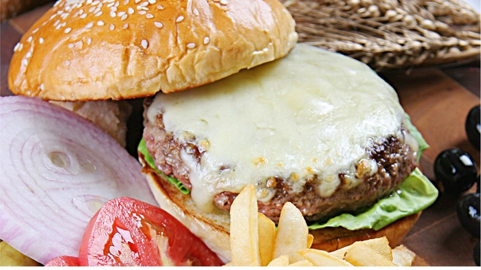 【BT机构股评】汉堡品牌Shake Shack股票评级上调 【BT机构股评】汉堡品牌Shake Shack股票评级上调