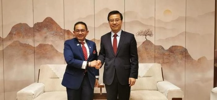 【RCEP财讯】第四届一带一路中国-马来西亚工商界对话会圆满落幕,12项合作协议签署总额逾128.5亿元 【RCEP财讯】第四届一带一路中国-马来西亚工商界对话会圆满落幕,12项合作协议签署总额逾128.5亿元