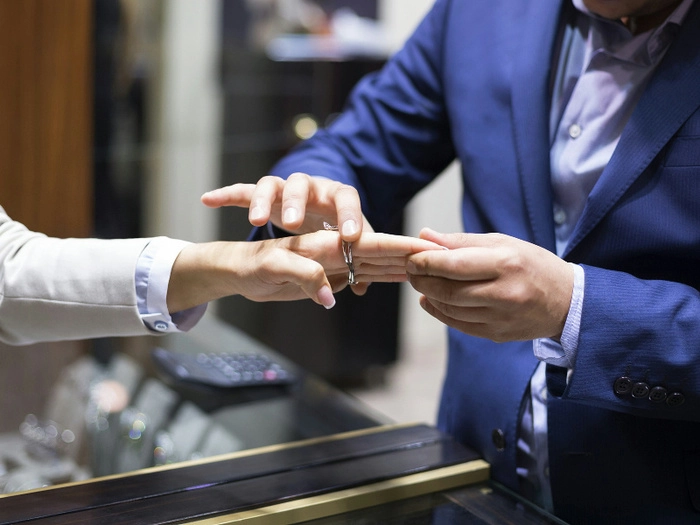 【RCEP财讯】越南奢侈品牌积极寻找胡志明市市中心零售空间 【RCEP财讯】越南奢侈品牌积极寻找胡志明市市中心零售空间