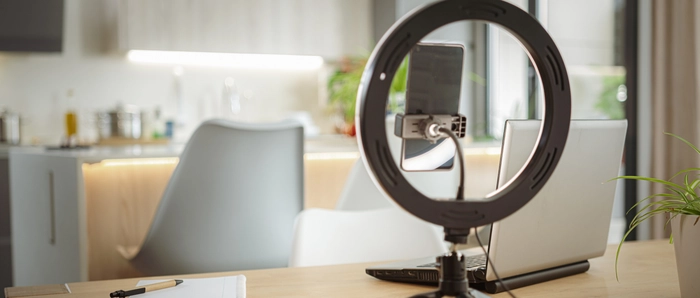 【财报深度解读】去了西藏后,俞敏洪对董宇辉一切都变了? 【财报深度解读】去了西藏后,俞敏洪对董宇辉一切都变了?