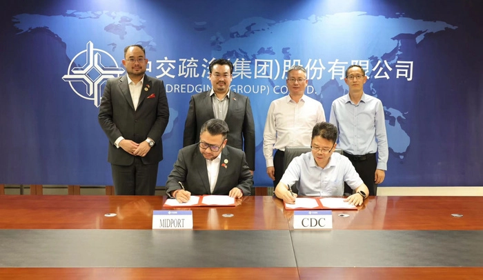 【RCEP财讯】登高集团与中交疏浚签署合作备忘录,联手打造马来西亚首个智能AI集装箱港口 【RCEP财讯】登高集团与中交疏浚签署合作备忘录,联手打造马来西亚首个智能AI集装箱港口