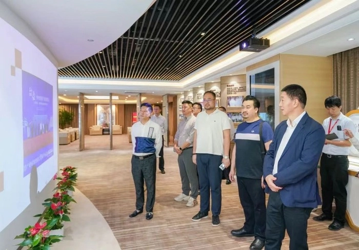 马来西亚登高集团董事长陈润川等华人企业家一行到访上海致盛集团 马来西亚登高集团董事长陈润川等华人企业家一行到访上海致盛集团