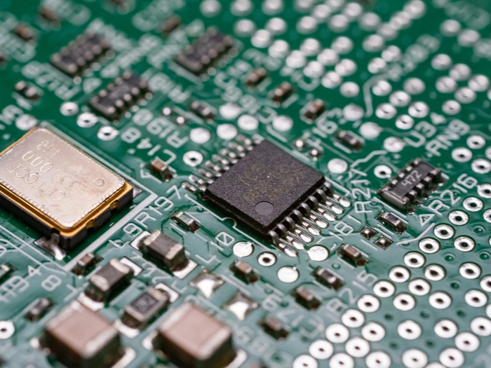 【RCEP财讯】全球首款第六代10纳米DDR5芯片问世  预计降低数据中心电力成本30% 【RCEP财讯】全球首款第六代10纳米DDR5芯片问世  预计降低数据中心电力成本30%