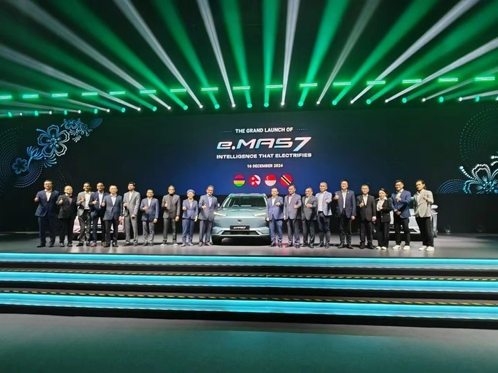 【RCEP财讯】宝腾汽车发布首款纯电动车,开启马来西亚电动汽车时代 【RCEP财讯】宝腾汽车发布首款纯电动车,开启马来西亚电动汽车时代