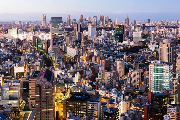 日本第一季度经济出现一年以来首次萎缩