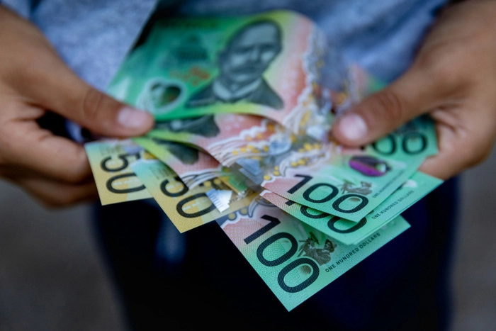 澳洲央行宣布年内第二次降息，现金利率两年来首度跌破4%