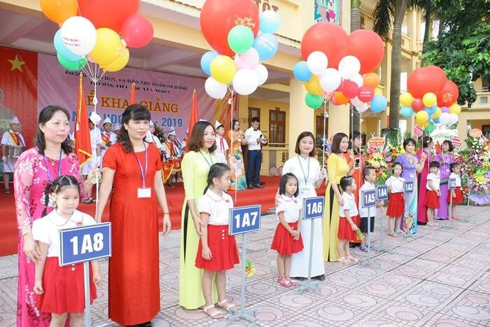 越南9月起实施15年免费义务教育 越南9月起实施15年免费义务教育