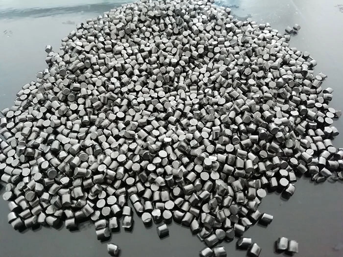 全球镍价触五年新低  印尼冶炼产业陷入停摆潮 全球镍价触五年新低  印尼冶炼产业陷入停摆潮