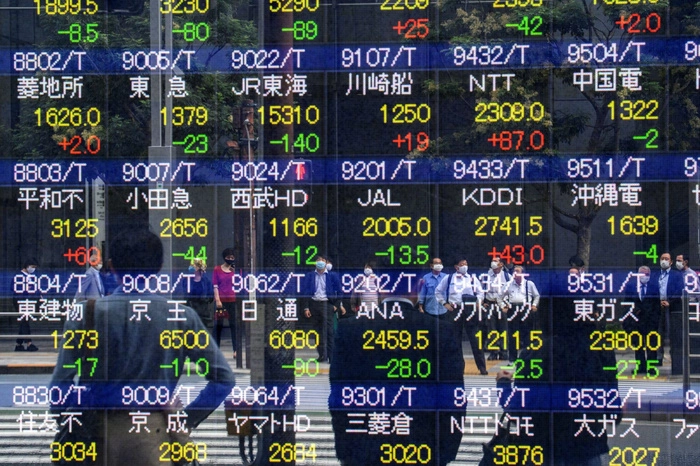 美国与日本达成新贸易协议：关税下调促使日本股市上涨