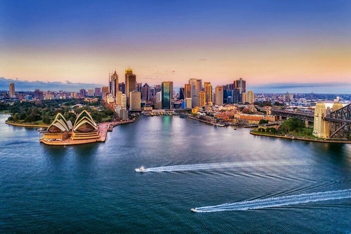 澳大利亚宣布斥资120亿澳元建设国防设施支持核潜艇计划 澳大利亚宣布斥资120亿澳元建设国防设施支持核潜艇计划