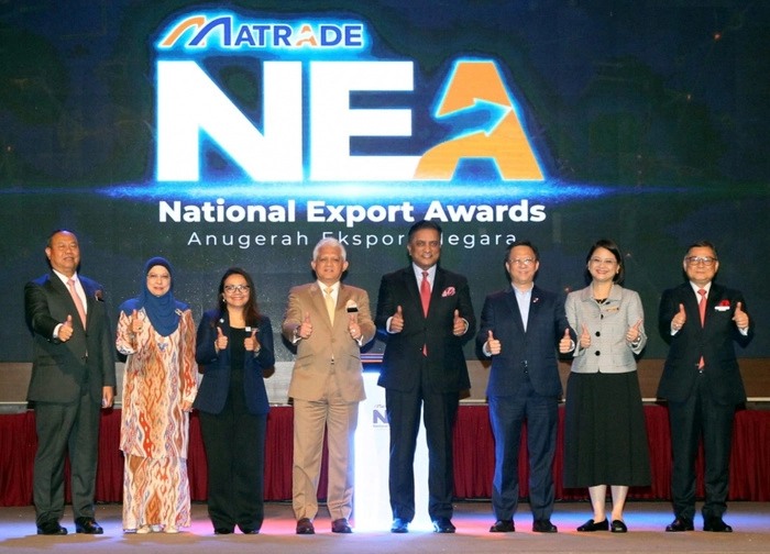 马来西亚今年出口额有望破1.6兆林吉特 连续五年突破兆级关口 马来西亚今年出口额有望破1.6兆林吉特 连续五年突破兆级关口