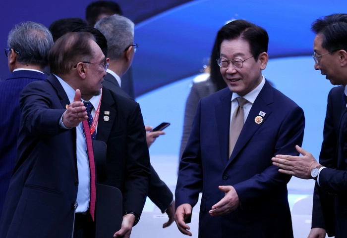 韩国总统李在明:85%对外投资流向东盟 韩国总统李在明:85%对外投资流向东盟