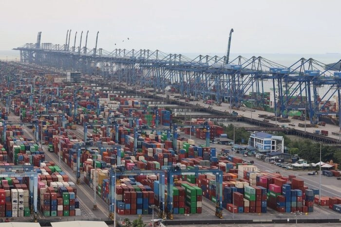 马来西亚今年首11个月出口达1兆4500亿林吉特 全年料创新高 马来西亚今年首11个月出口达1兆4500亿林吉特 全年料创新高