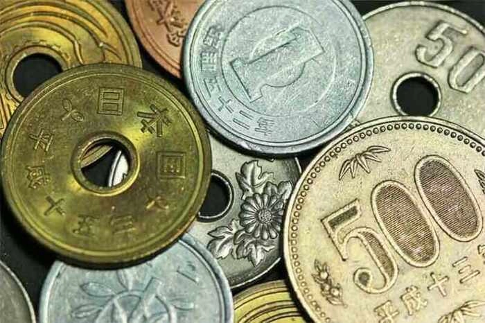 金属价格飙升 日本5元硬币市值罕见高于面额 金属价格飙升 日本5元硬币市值罕见高于面额
