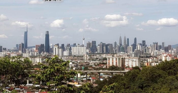 马来西亚数字投资达874亿林吉特 人工智能等领域成增长引擎 马来西亚数字投资达874亿林吉特 人工智能等领域成增长引擎