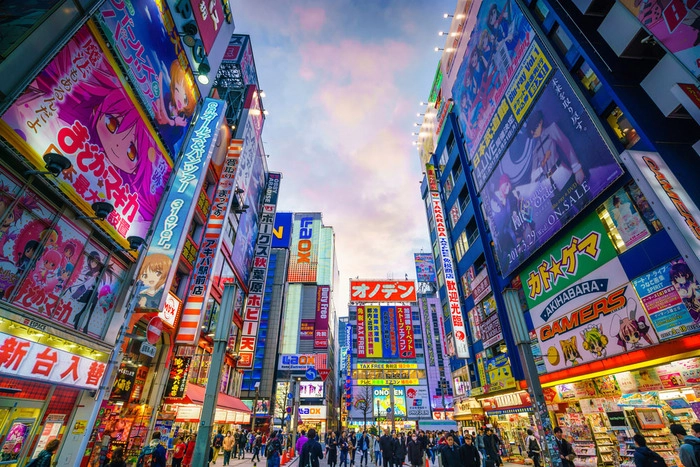 日本经济多重结构性压力仍存 日本经济多重结构性压力仍存