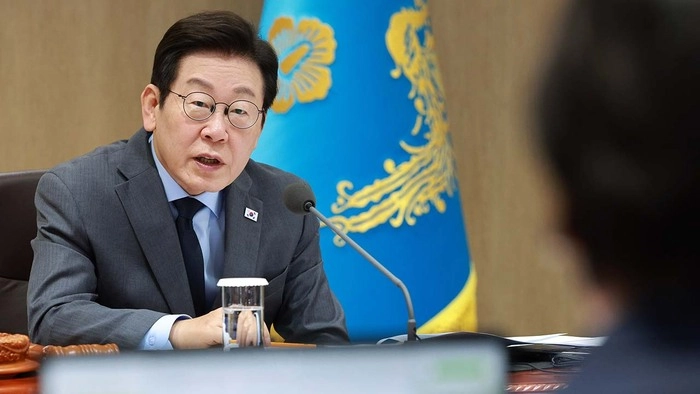 韩国拟推出三大国家级项目 加快布局人工智能和半导体产业 韩国拟推出三大国家级项目 加快布局人工智能和半导体产业