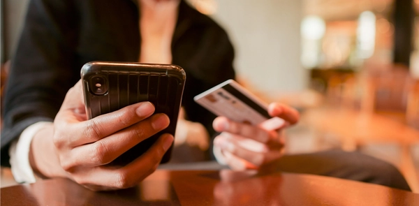 【机构股评】PayPal需要大量削减成本